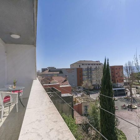 Apartment Nansy Omiš Екстериор снимка