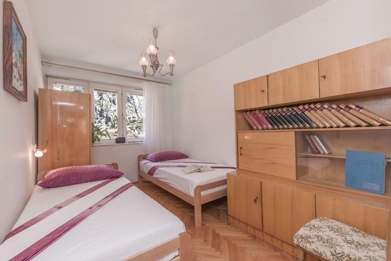 Apartment Nansy Omiš Екстериор снимка