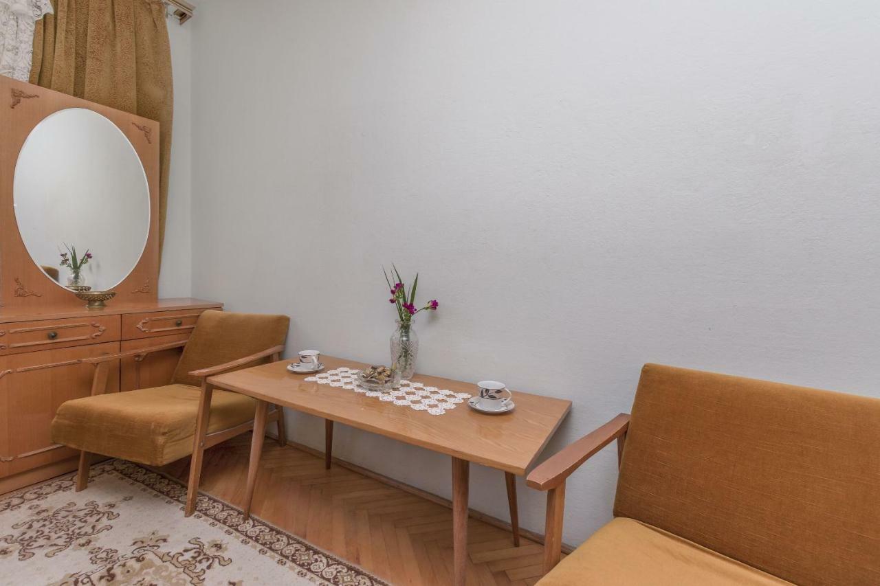 Apartment Nansy Omiš Екстериор снимка
