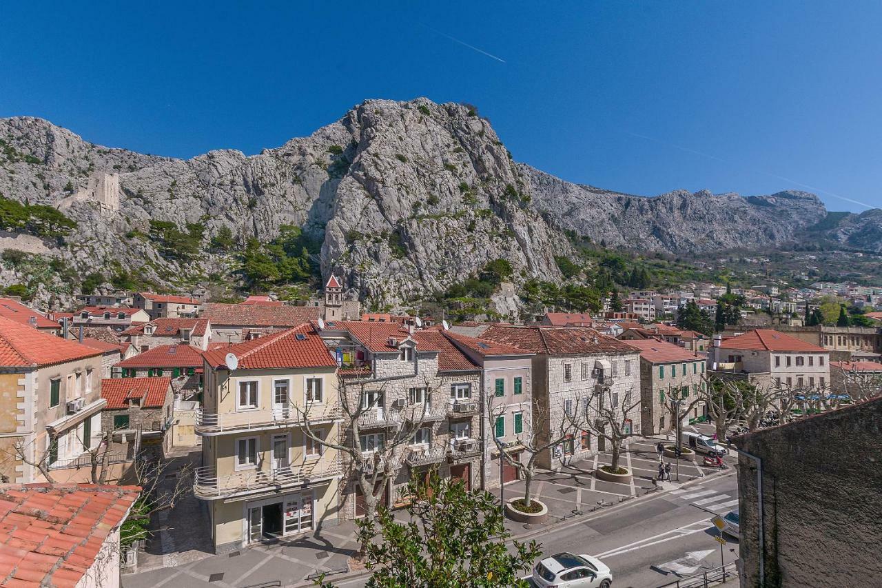 Apartment Nansy Omiš Екстериор снимка